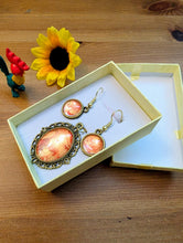 Charger l'image dans la galerie, Bijou orange et or Madeleine Fortier