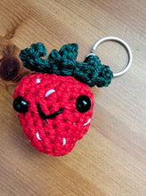 Charger l'image dans la galerie, Fraisinette, la fraise porte-clé
